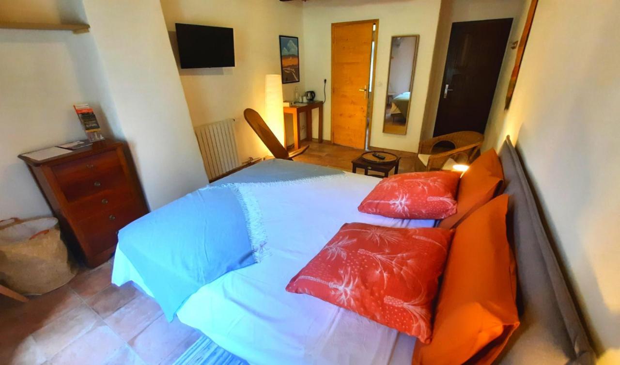 Mas De Boissiere - Chambres D'Hotes Avec Piscine Et Jacuzzi Cros  Exterior foto